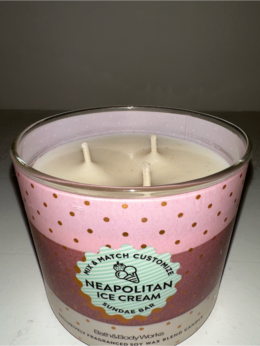 Bath & Body Works Neapolitan Ice Cream Three Wixk Candle - Picture 2 of 3